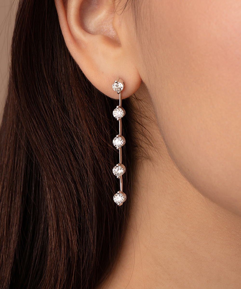 18ct White Gold 5 Stone Diamond Cocktail Earrings